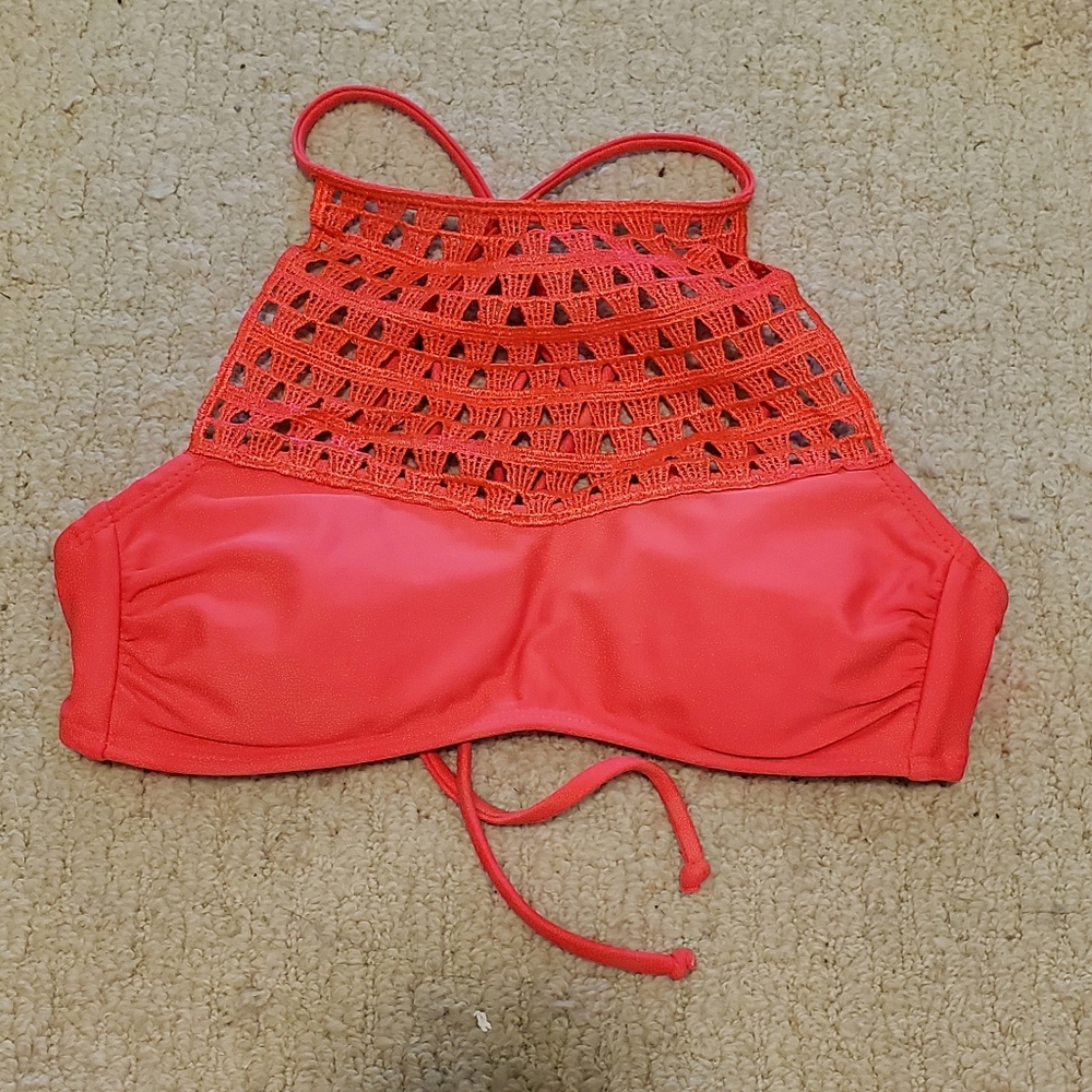 Hot pink bathingsuit top